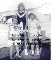 1955 Joanne (9 years)..Kathy(18)...Carolyn(9)