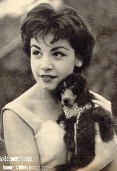  &copy; boomers pinups - annette funicello picture