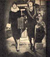  &copy; boomers pinups - some like it hot, tony curtis jack lemmon pic